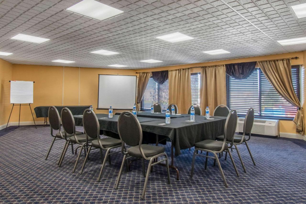 Quality Inn Carlisle Pa Экстерьер фото